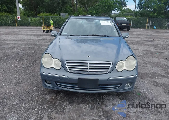 WDBRF92J26F738404: 40089745