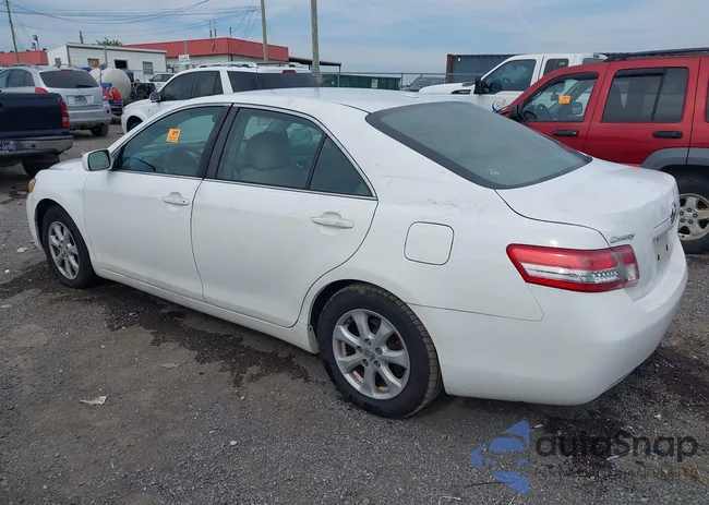 4T4BF3EK6BR205239: 40092489