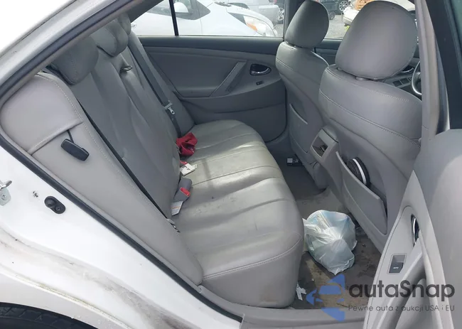 4T4BF3EK6BR205239: 40092489