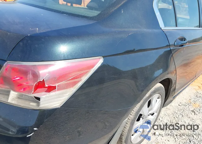 1HGCP26318A123805: 40093892