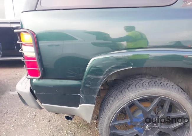 1GNEK13Z83R285666: 40093389