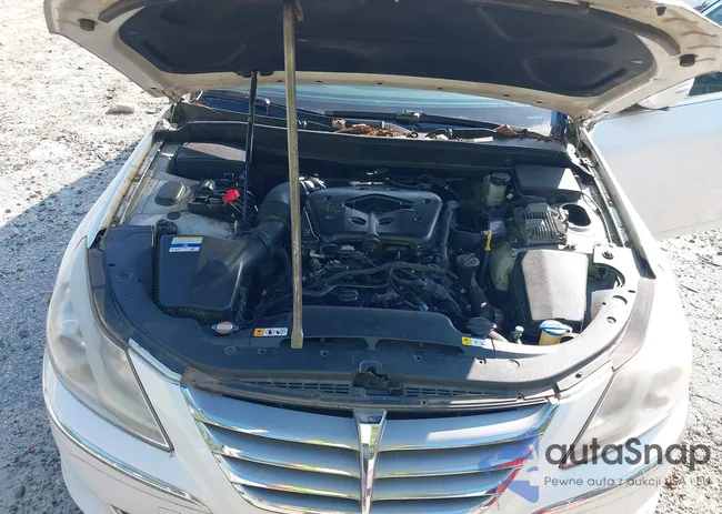 KMHGC4DD7CU177261: 40095091