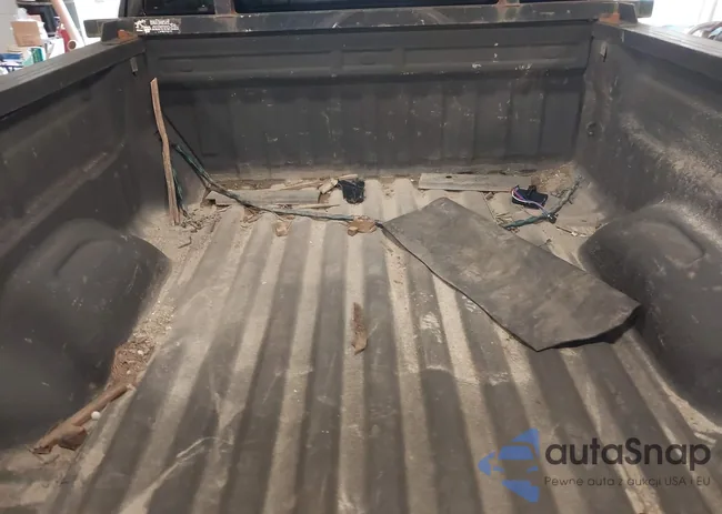 1GCHTBEN8H1173510: 40096265