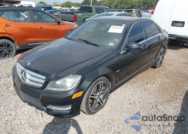 WDDGF4HBXCR231939: 40098099