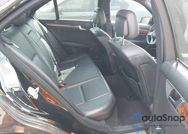 WDDGF4HBXCR231939: 40098099