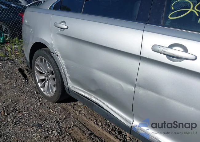 1FAHP2F84HG113062: 40099150