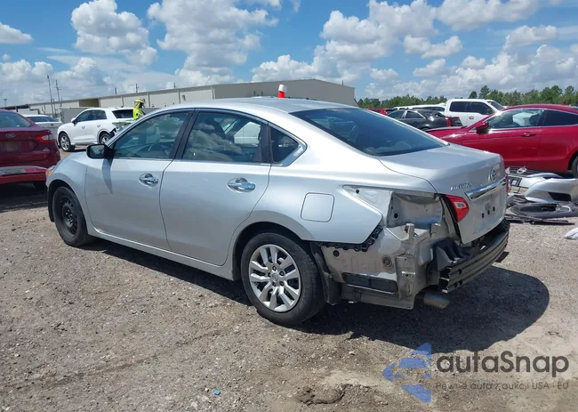 1N4AL3AP8GC225323: 40104744