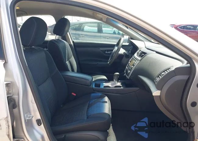 1N4AL3AP8GC225323: 40104744