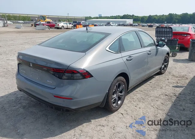 1HGCY2F66RA060273: 40105069