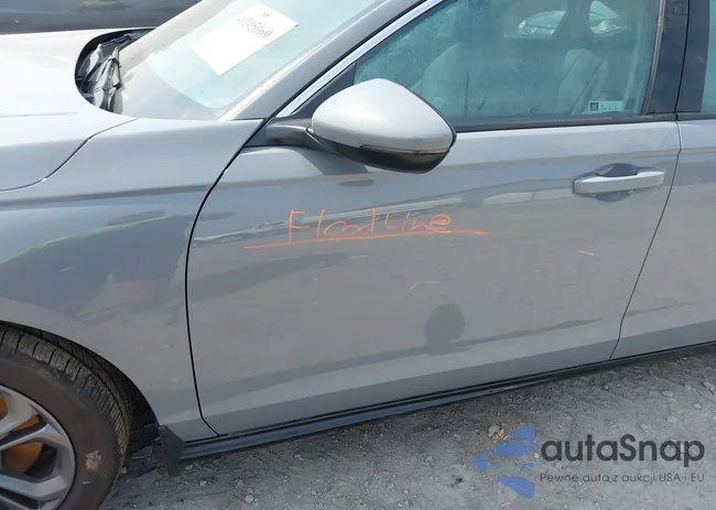 1HGCY2F66RA060273: 40105069