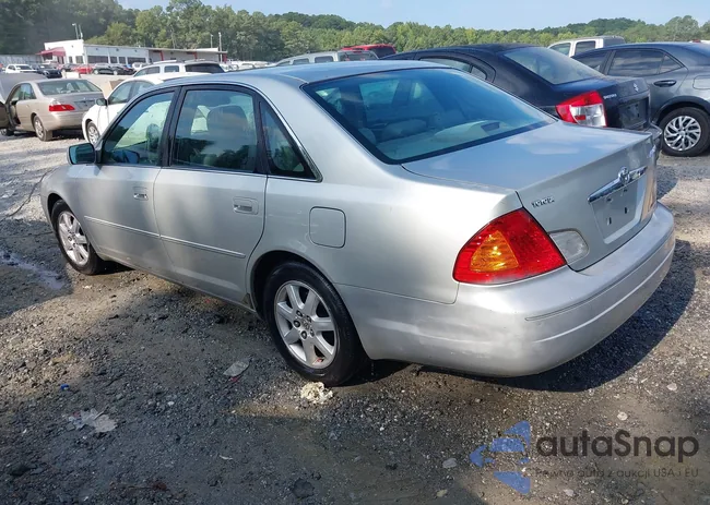 4T1BF28B52U203465: 40105211