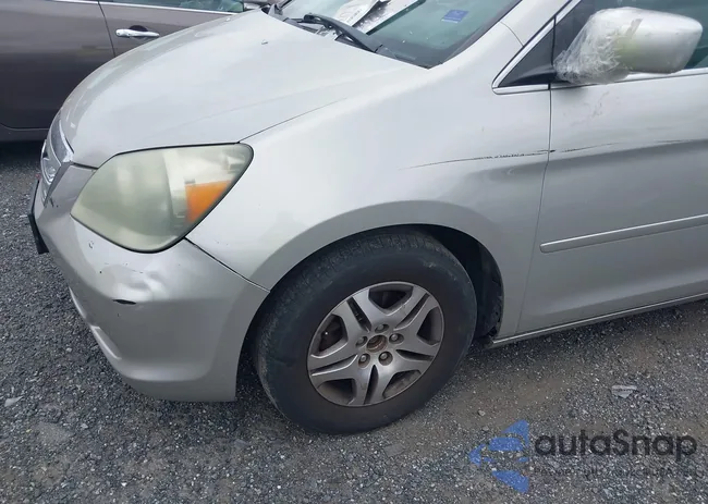 5FNRL386X5B039423: 40105728