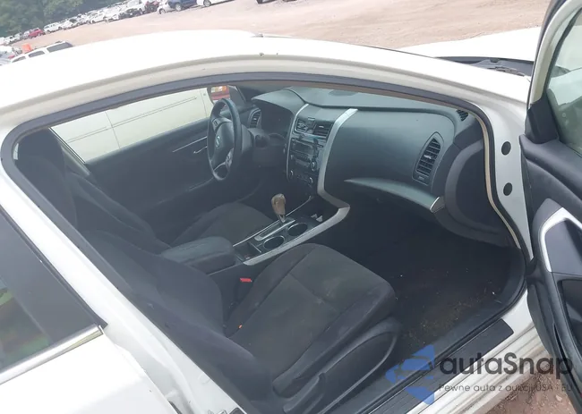 1N4AL3AP5DN460441: 40105542