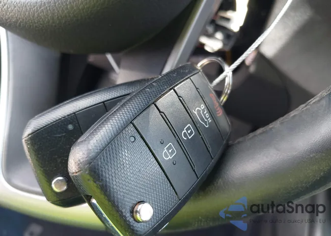 5XYPG4A34JG400570: 40107805