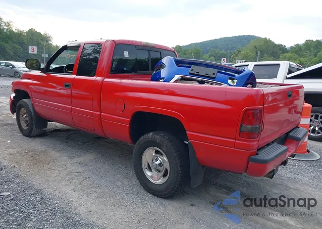 3B7HF13Z8XM552273: 40110766