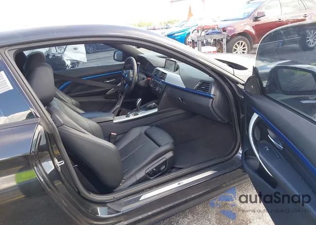 WBA3R1C52EK193079: 40112100