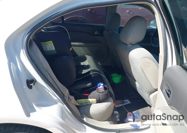 3FAHP0HA1AR295211: 40112122