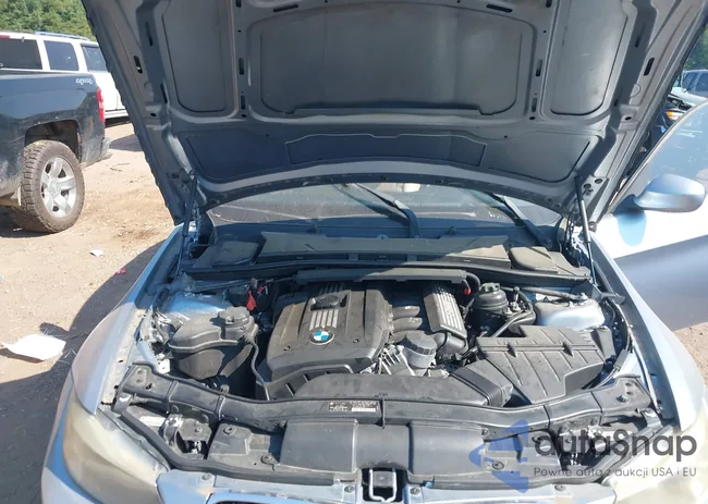 WBAPH7G52BNM56814: 40111441