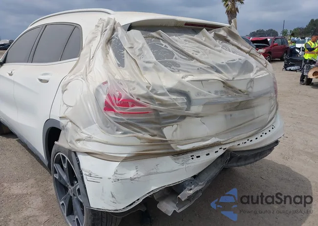 WDCTG4EB6KU010063: 40113063