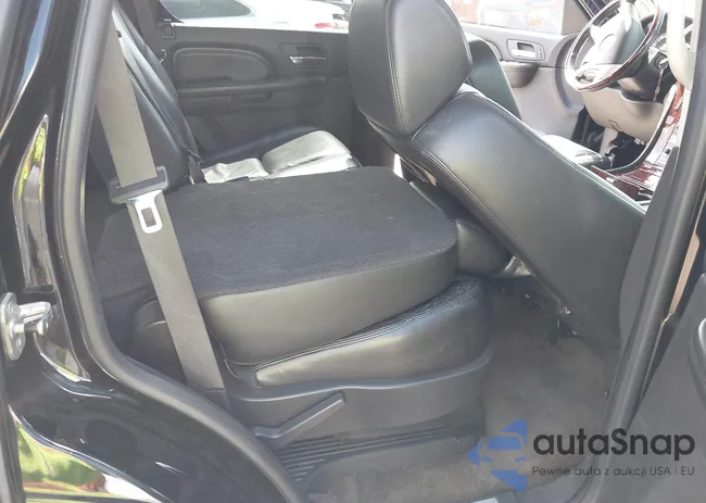 1GYFK43519R143318: 40112346