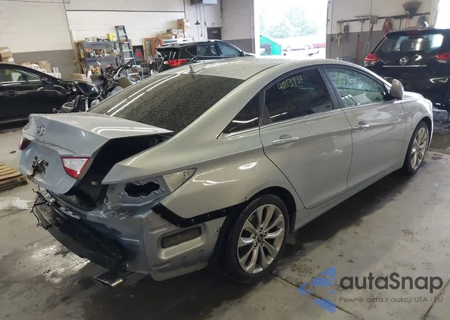 5NPEC4AC9DH648233: 40113934