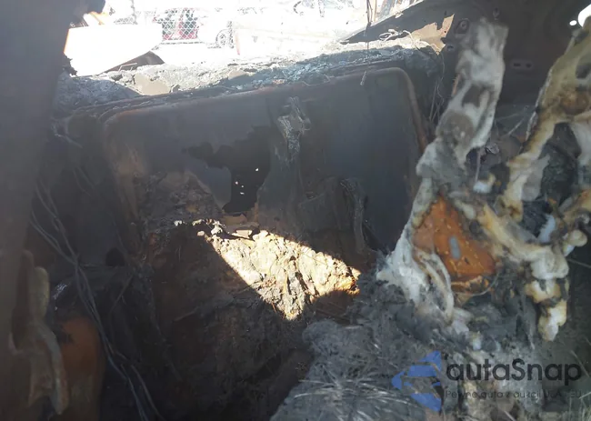 1G1FK1R69H0173036: 40114310