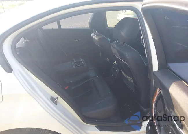 WBA3B5C51EP542103: 40113663