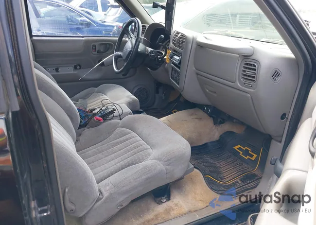 1GCCS195318110989: 40116094