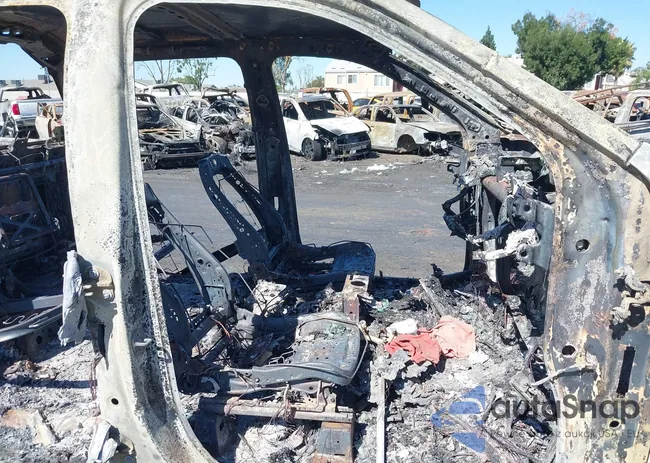 1GCUYGED3MZ127938: 40116277