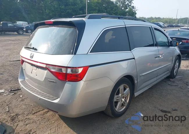 5FNRL5H93BB030662: 40118618