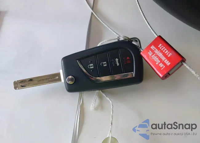 5YFB4MDE8RP090382: 40120052