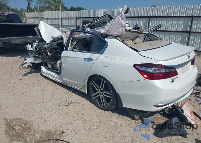 1HGCR3F97HA003642: 40119637