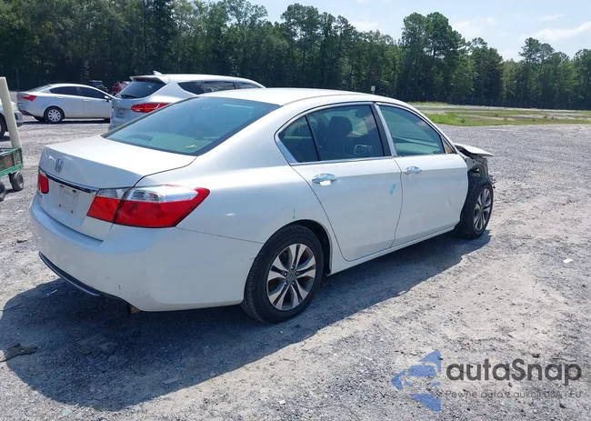 1HGCR2F38FA123131: 40120554