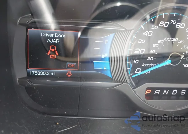 1FAHP2F8XEG173570: 40121757