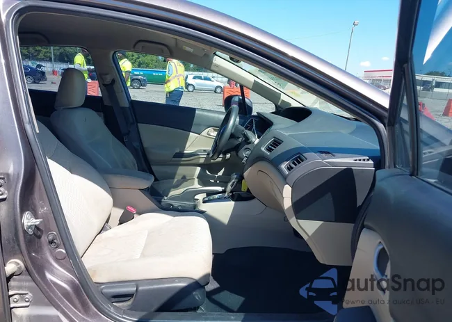 19XFB2F58EE040876: 40121498