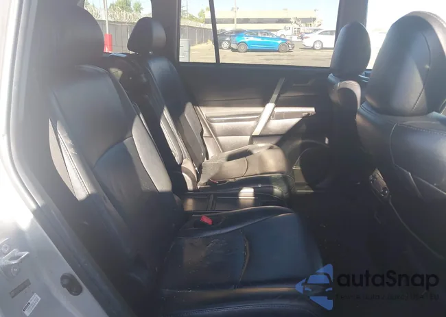 5TDZA3EH6CS018105: 40122894