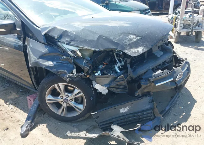 1FADP3F23EL428678: 40122474