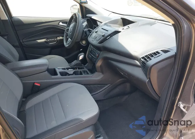 1FMCU0F7XHUE43133: 40123316