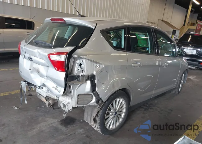 1FADP5AU8DL550326: 40125050