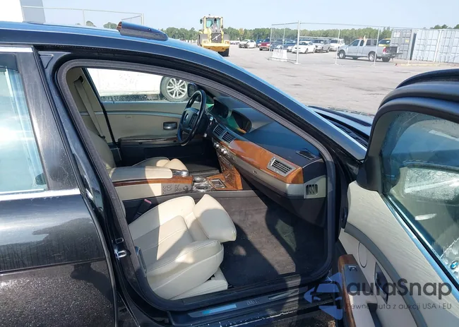 WBAHN83576DT25821: 40127035