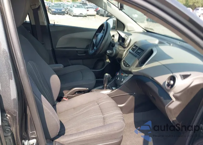 1G1JC5SBXG4166836: 40127774