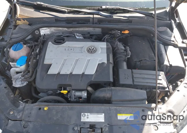 3VWLL7AJ3EM440672: 40128714