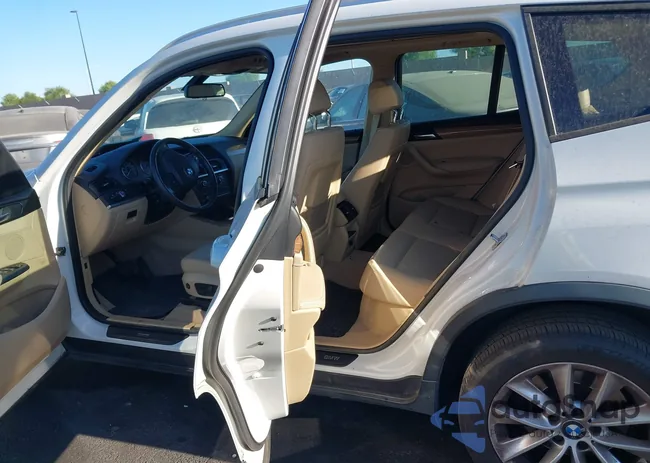 5UXWX9C52D0A28617: 40128771