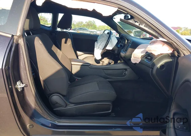 2C3CDZAG2JH121941: 40128849