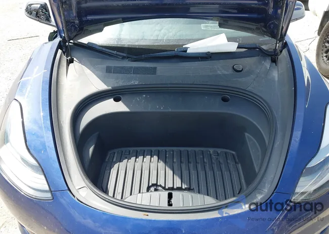 5YJ3E1EB0NF235067: 40129079