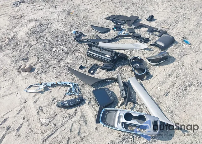 1G1ZD5ST5LF093219: 40128600