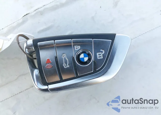 5UXKR0C55JL076382: 40131646