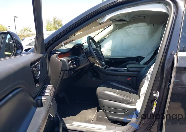 5LM5J7WCXLGL29516: 40132018