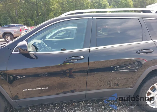 1C4PJMCS7HD219932: 40131246