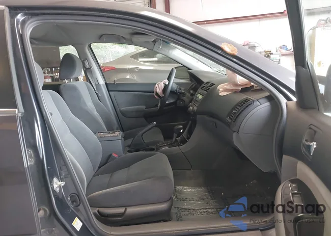 1HGCM56337A064328: 40133605